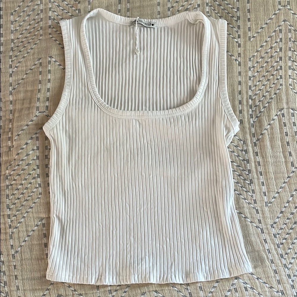 Zara white Ribbed Tank Top. Never worn